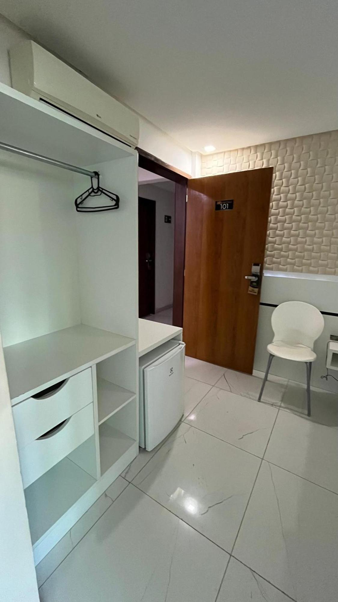Goiana Palace Hotel - Facil Acesso A Fabrica Da Jeep Экстерьер фото